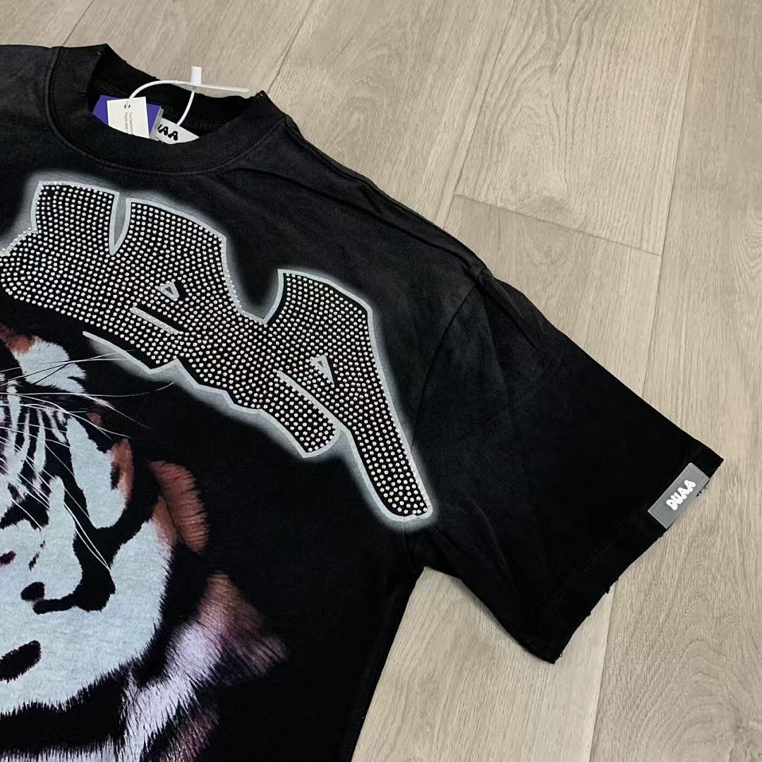 DUAA Roaring Tiger Oversized Graphic Tee — Washed Black
