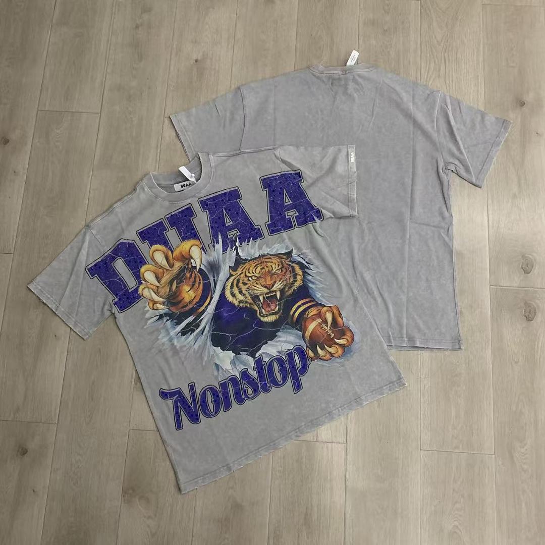 DUAA Nonstop Tiger Oversized Graphic Tee — Light Grey