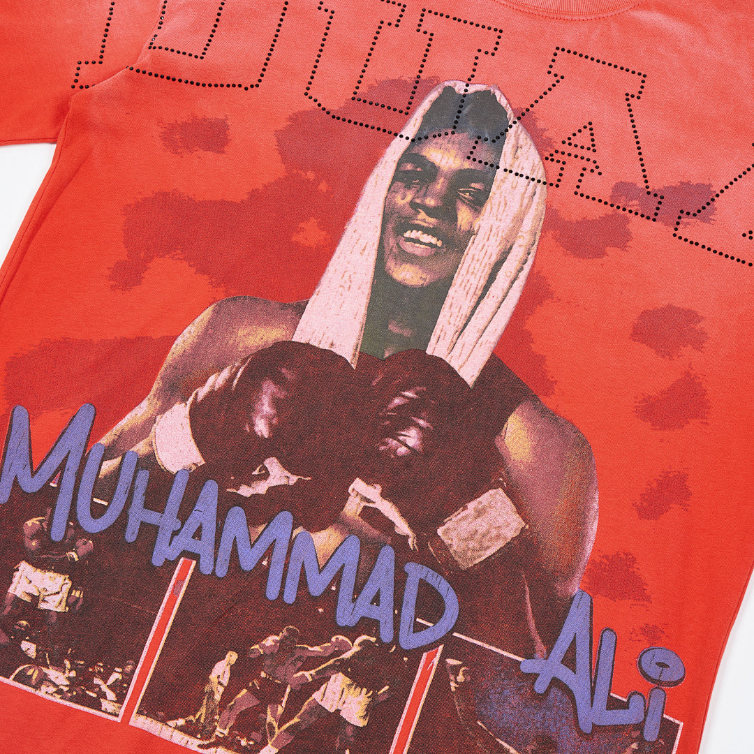 DUAA Muhammad Ali Oversized Graphic Tee — Red
