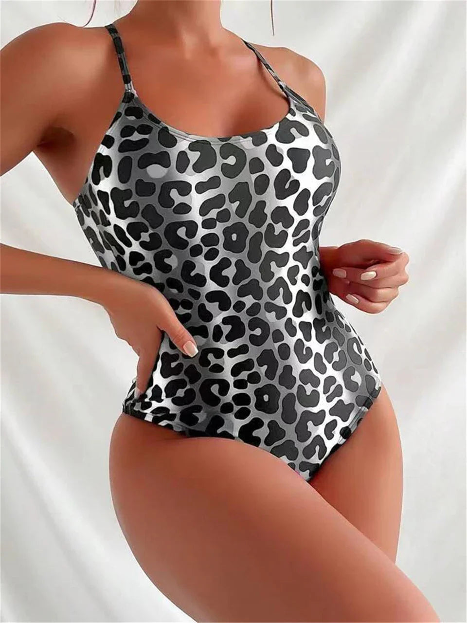Color Leopard Printed Swimsuit Women One Piece Strapped Swimwear Female Padded Beachwear Bather Bathing Swim Suit Beachwear Pool
