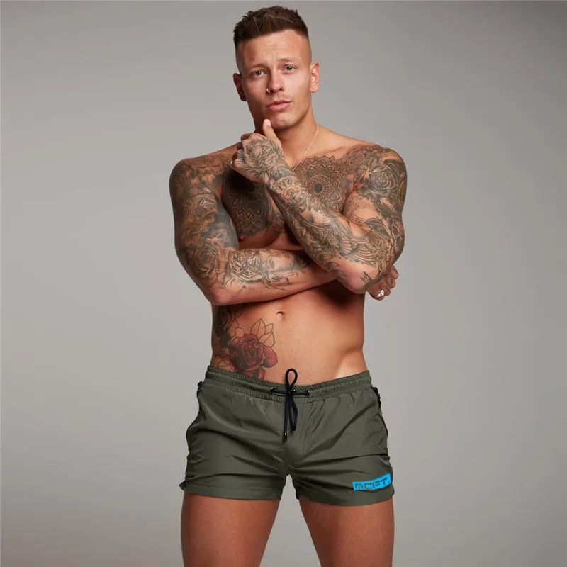 Men's Breathable Quick-Dry Fitness Three-Quarter Pants for Summer